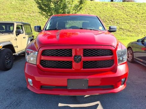 Used 2018 RAM 1500 Express w/ Express Value Package AWD/4WD image 12