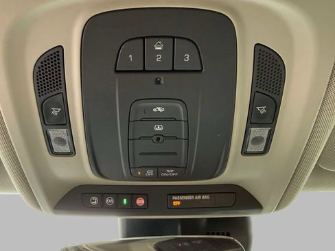 Used 2018 Cadillac CT6 Luxury AWD/4WD image 25