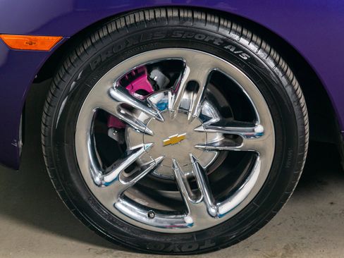 Used 2004 Chevrolet SSR w/ Preferred Equipment Group image 20