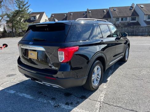 Used 2023 Ford Explorer XLT w/ Equipment Group 202A image 11