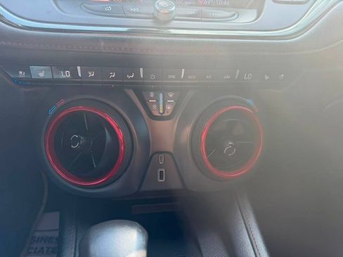 Used 2020 Chevrolet Blazer RS AWD/4WD image 12