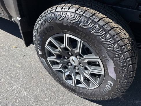 Used 2026 Chevrolet Colorado Z71 w/ Z71 Convenience Package 2 image 34