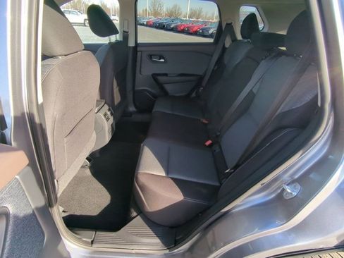 Used 2021 Nissan Rogue SV image 14