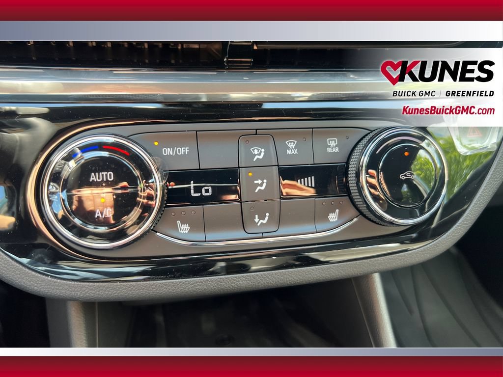 New 2026 Buick Envista Sport Touring w/ Convenience I Package FWD image 28