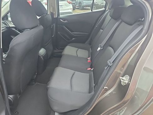 Used 2017 MAZDA MAZDA3 Sport image 24