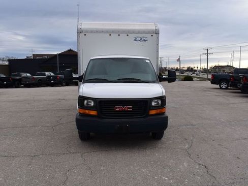 Used 2016 GMC Savana 3500 image 4