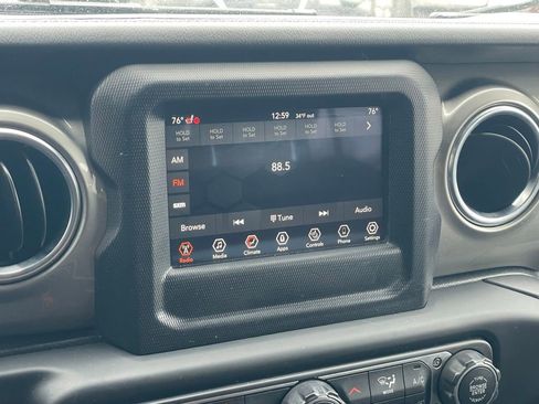 Used 2018 Jeep Wrangler Unlimited Sahara w/ Dual Top Group image 14