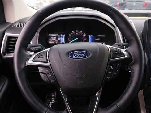 Certified 2024 Ford Edge SEL image 10