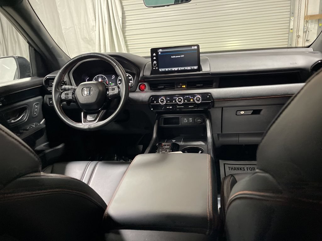 Used 2025 Honda Pilot TrailSport image 15
