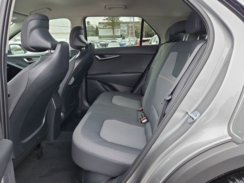 New 2026 Kia Niro LX image 9
