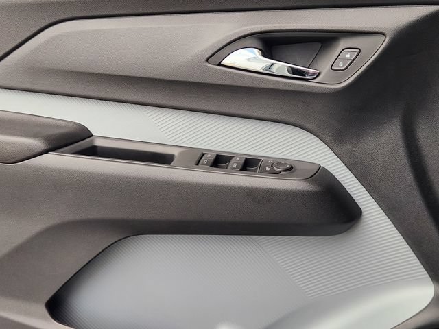 New 2027 Chevrolet Bolt LT FWD image 17