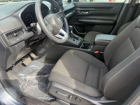 Used 2025 Honda CR-V EX image 12