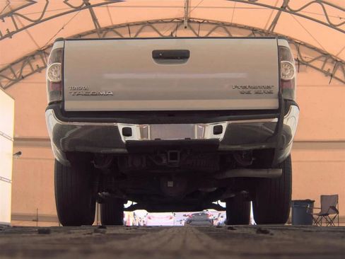 Used 2012 Toyota Tacoma PreRunner w/ SR5 Pkg RWD image 7