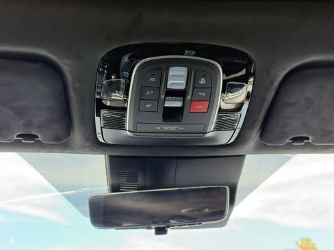Used 2025 Hyundai Palisade Calligraphy FWD image 23