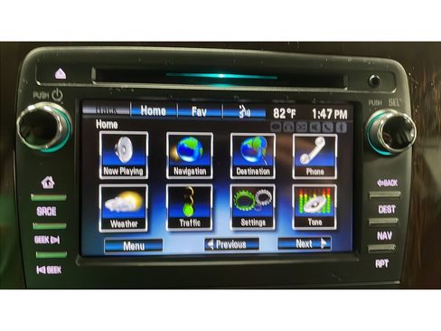 Used 2015 Chevrolet Traverse LT FWD image 13