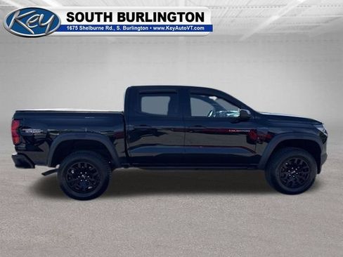 Used 2023 Chevrolet Colorado Trail Boss w/ Advanced Trailering Package AWD/4WD image 8