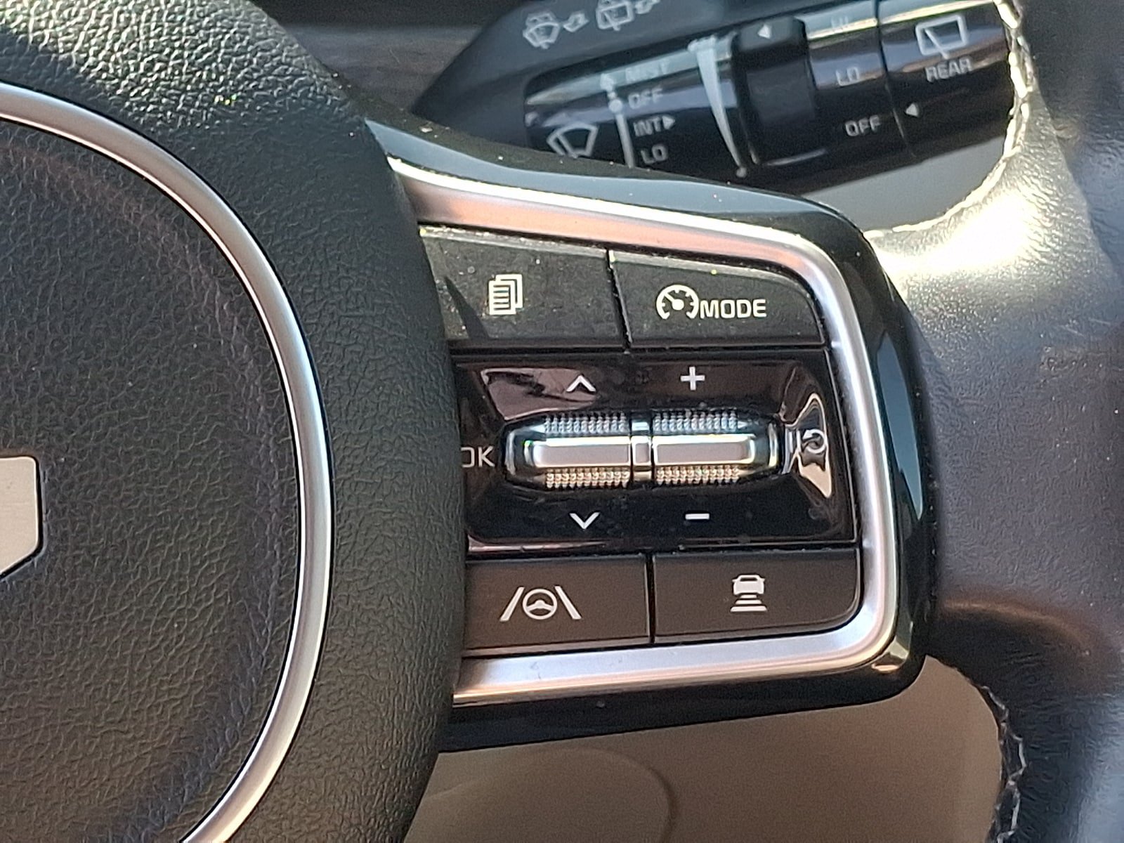 Used 2023 Kia Sorento X-Line EX AWD/4WD image 24