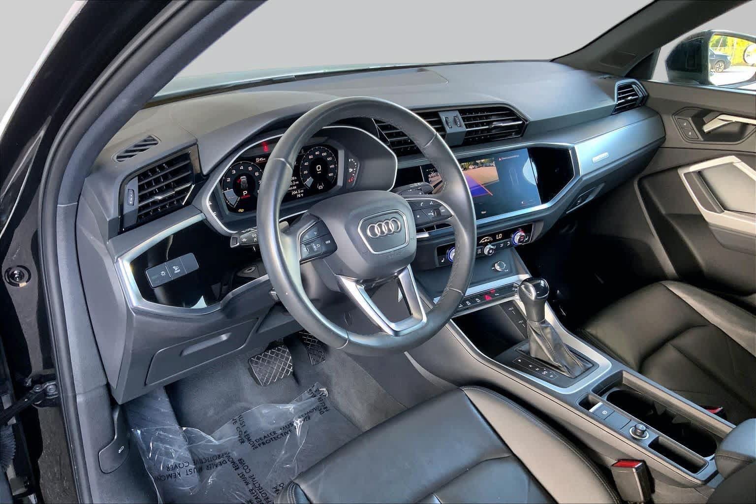 Used 2025 Audi Q3 2.0T Premium AWD/4WD image 18