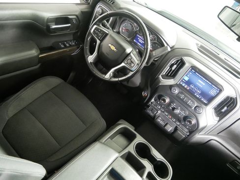 Certified 2019 Chevrolet Silverado 1500 LT w/ All-Star Edition AWD/4WD image 9