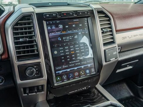 Used 2019 Ford F350 Platinum w/ Platinum Ultimate Package image 27