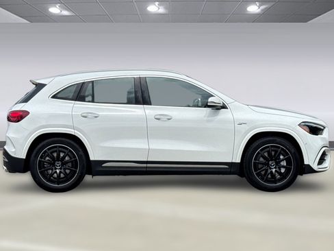New 2026 Mercedes-Benz GLA 35 AMG 4MATIC image 8