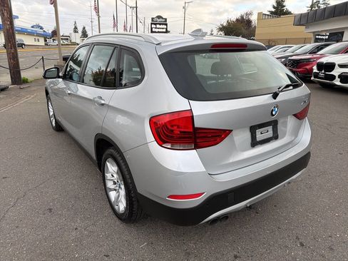 Used 2015 BMW X1 xDrive28i image 4
