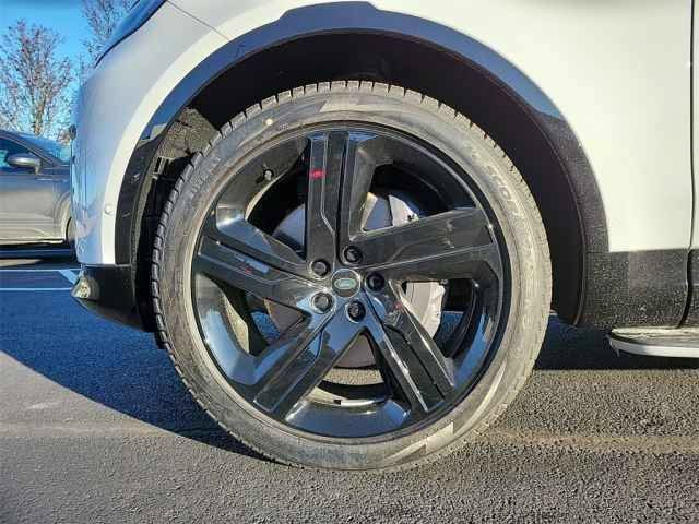 New 2025 Land Rover Discovery Dynamic SE AWD/4WD image 10