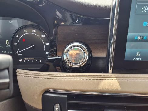 Used 2020 Lincoln Corsair Reserve w/ Elements Package image 20