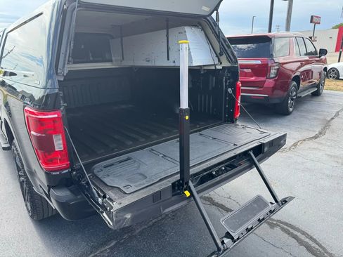 Used 2022 Ford F150 XLT w/ Equipment Group 302A High image 11