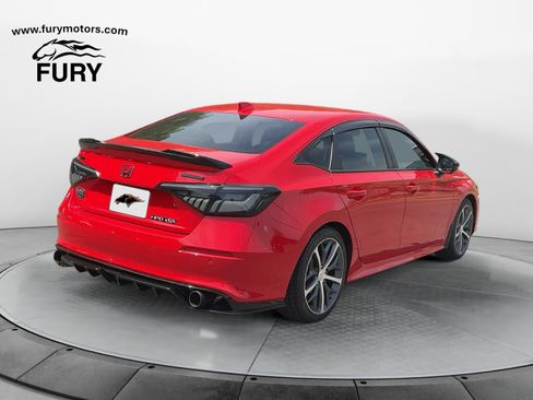 Used 2024 Honda Civic Touring image 3