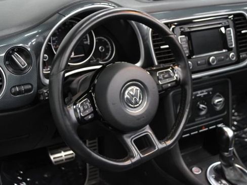 Used 2013 Volkswagen Beetle 2.0T image 11