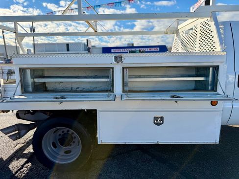 Used 2013 Ford F450 XL w/ PWR Equipment Group image 10