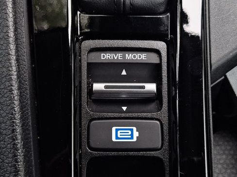 Used 2023 Honda Accord EX-L image 24
