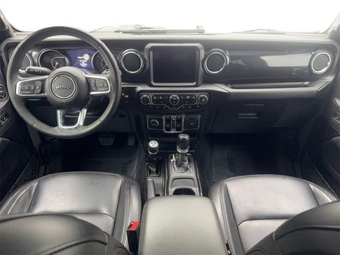Used 2023 Jeep Wrangler Altitude image 50