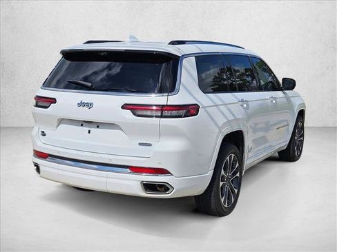 Used 2023 Jeep Grand Cherokee L Overland w/ Luxury Tech Group IV image 5