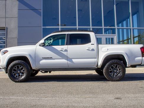 Used 2023 Toyota Tacoma SR5 image 7