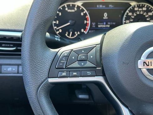 Used 2022 Nissan Altima 2.5 SV image 44