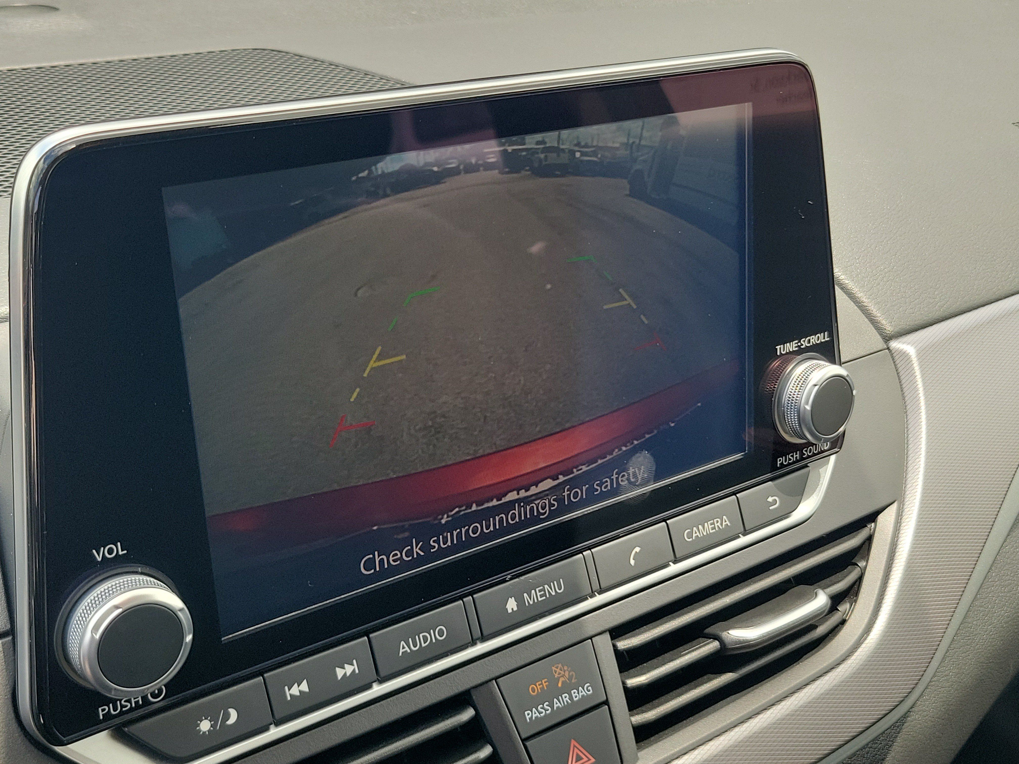 Used 2024 Nissan Altima 2.5 SR FWD image 10
