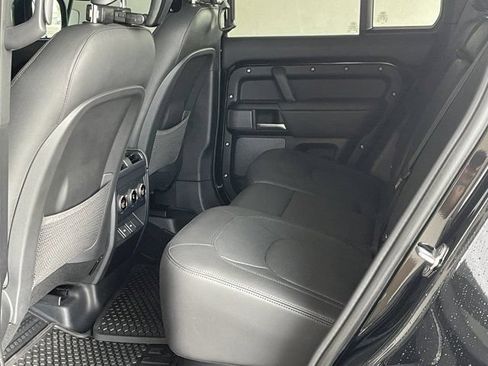 Used 2023 Land Rover Defender 110 V8 AWD/4WD image 16
