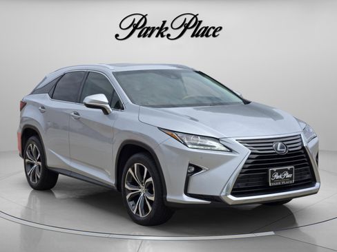Used 2017 Lexus RX 350 FWD w/ Premium Package image 4