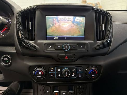 Used 2021 GMC Terrain SLE w/ Driver Convenience Package AWD/4WD image 17