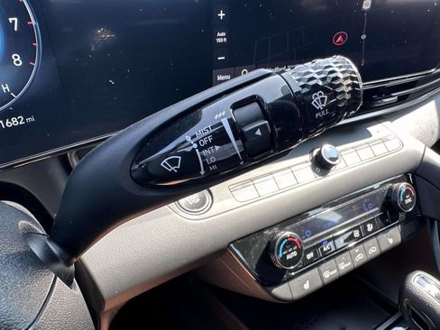 Used 2023 Hyundai Elantra N Line w/ Preferred Accessory Package FWD image 19