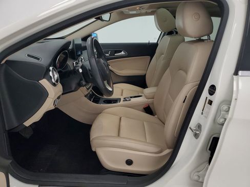 Used 2018 Mercedes-Benz GLA 250 4MATIC image 12