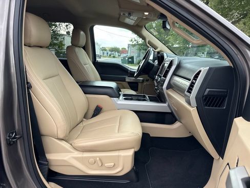 Used 2020 Ford F250 Lariat w/ Lariat Ultimate Package AWD/4WD image 29