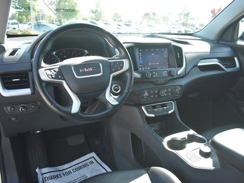 Used 2022 GMC Terrain SLT image 18
