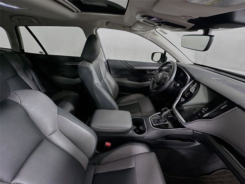 Used 2025 Subaru Outback Onyx Edition AWD/4WD image 28