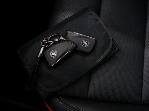 Used 2023 Buick Envision Essence w/ Sport Touring Package image 27