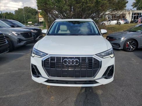 Certified 2024 Audi Q3 2.0T Premium Plus w/ Premium Plus Package image 2