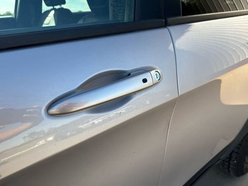 Used 2022 Jeep Cherokee Trailhawk w/ Premium Leather Package image 21