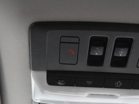 Used 2022 Nissan Pathfinder Platinum w/ Cargo Package AWD/4WD image 41